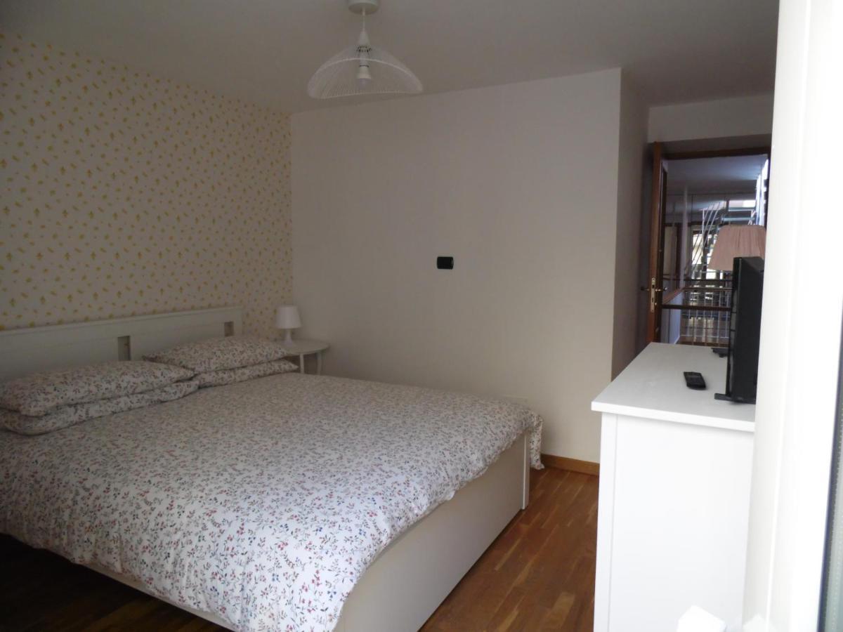 Apartamento A Casa Di Monica Pozzuoli Exterior foto